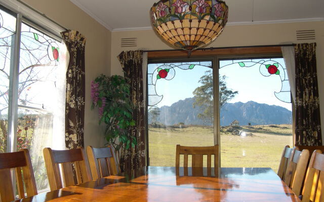 AAA Granary Accommodation