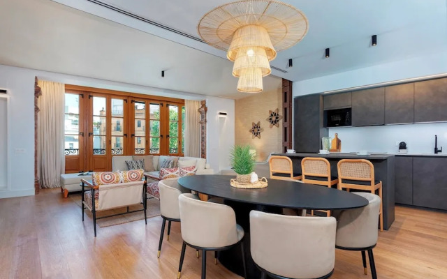 Bright Apartment in Seville. Tomás de Ibarra II