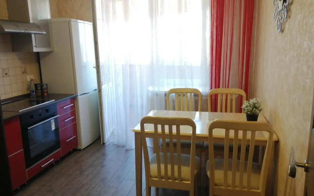 Lux Apartments на набережной Дубровинского 76