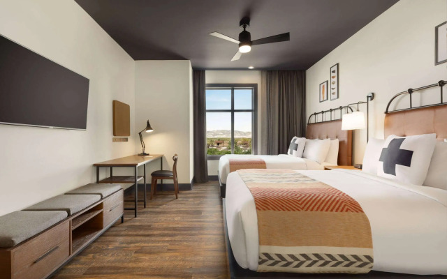 Origin Westminster a Wyndham Hotel