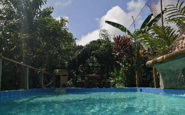 Iguanitas Lodge