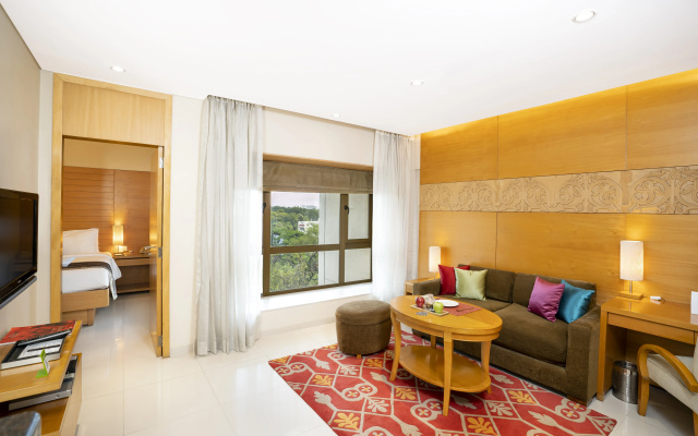 Oakwood Residence Naylor Road Pune