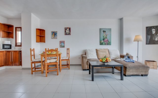 M13g. Panoramic Apartment in the Heart of las Américas Beach