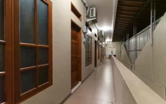 RedDoorz @ Joyce Guest House Medan