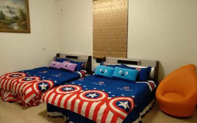 988 Homestay IV