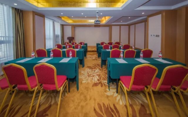 Vienna Hotel (Wuhan Central China Normal University, Huquan Metro Station)