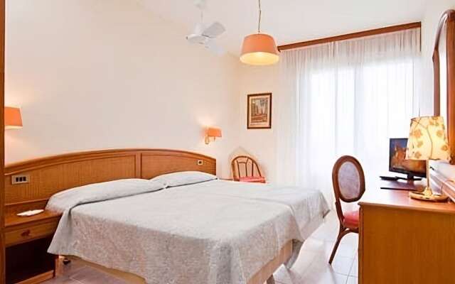 Hotel Gabbiano - Garda Lake Collection
