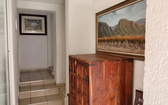 Jacaranda Self Catering Apartments