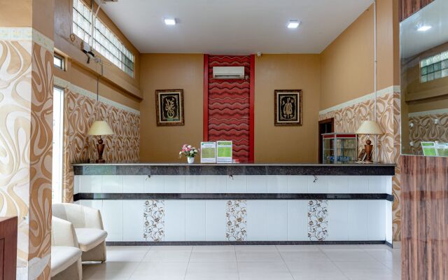 Urbanview Hotel Syariah Puri Residence Medan by RedDoorz