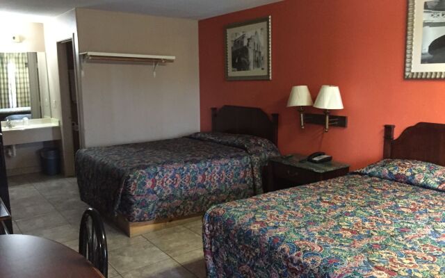 Deluxe Inn Airport
