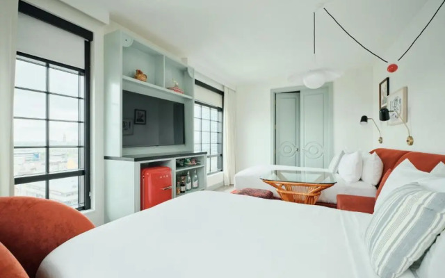 Virgin Hotels New Orleans