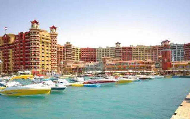 Porto Marina Apartments By Amer-Group