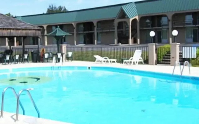 Mariann Travel Inn Scottsburg