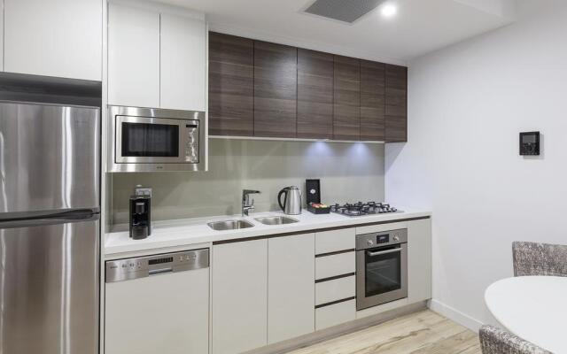 Meriton Suites Southport, Gold Coast