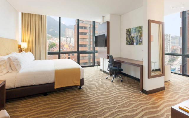 Holiday Inn Express & Suites Bogota DC