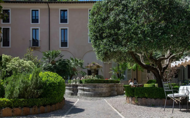 Donna Camilla Savelli – VRetreats Hotel