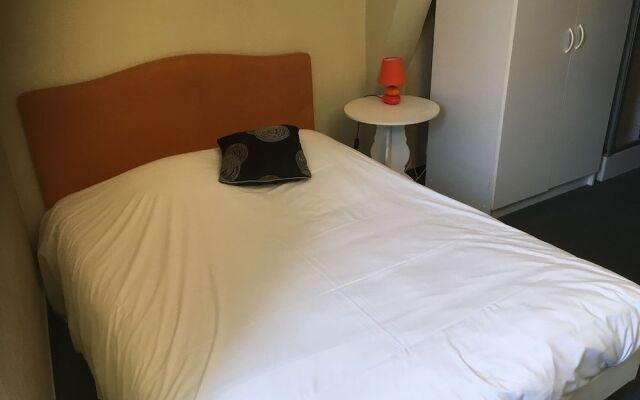 Hotel - Restaurant La Brochetterie