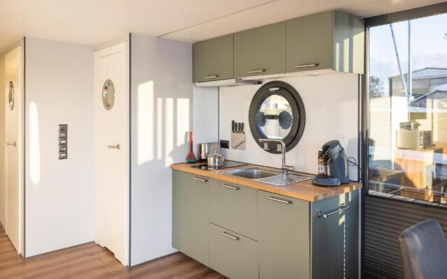 exclusives Hausboot "Opa Wilhelm"