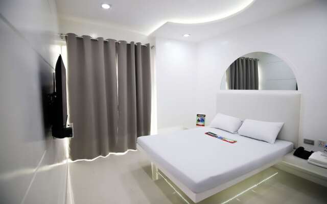 Astrotel Divisoria
