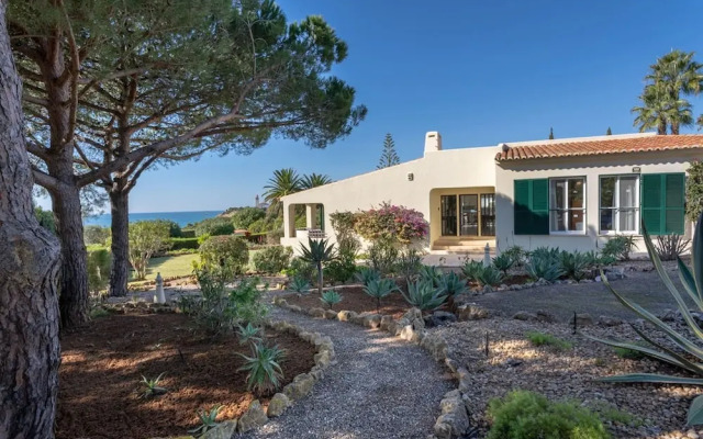 7 Club Atl Ntico Fabulous Five Bedroom Villa WI