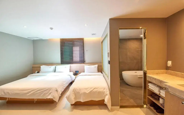 Bonathree Hotel