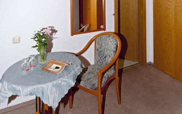 Pension Cafe Suzette