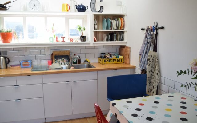 3 Bedroom Mews House in West London