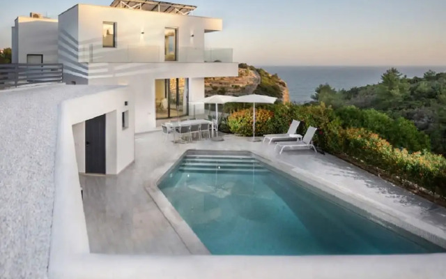 Villa Centeanes Luxury Villa Enviable Position s