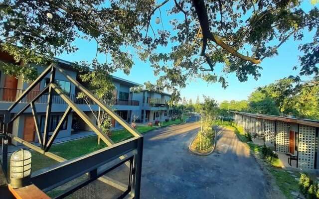 Baan Kampu Resort