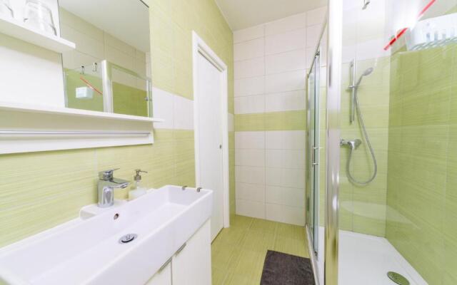 Sea Pearl Residence - Top beachfront location apartments in Bol centre