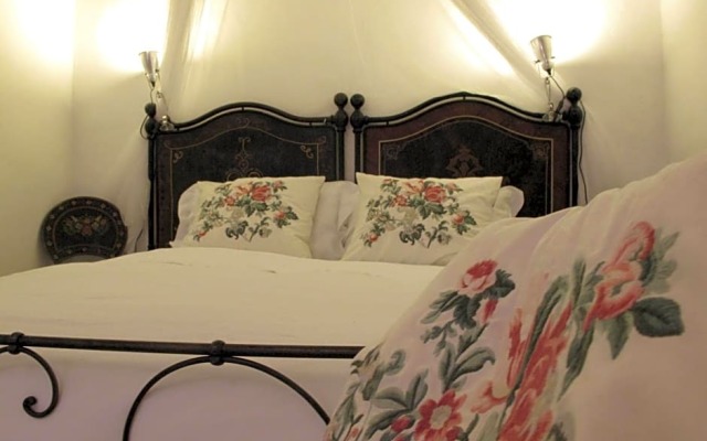 Alberta D Bed  Breakfast