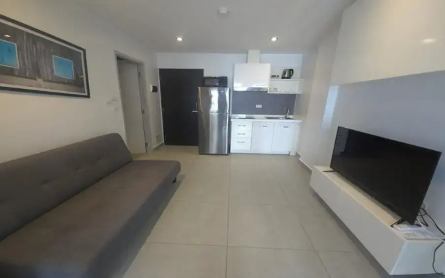 Boutique Comfort 1BR T2-410