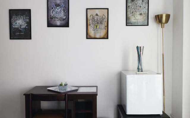 Books Beds & Breakfast