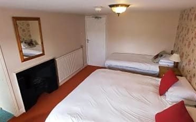 Kings Arms Hotel
