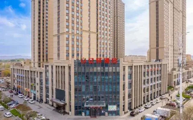 Yihui Hotel (Baiyin Bus Station Branch)