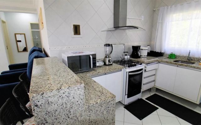 1010 - Residencial Solar das Bromélias Apto 233