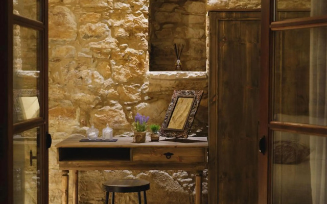 Serenity Boutique House