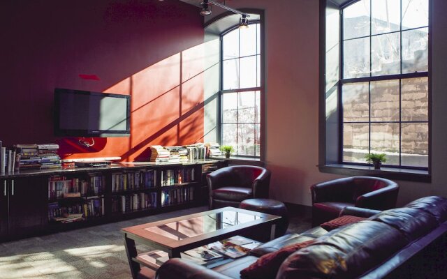 Sky City Apartments at The Cliffs