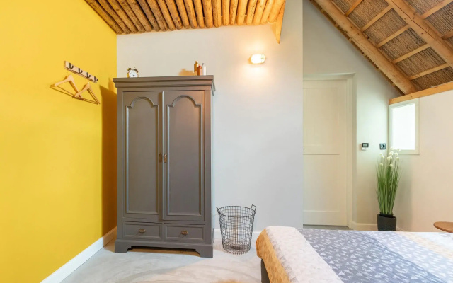 Beautifully renovated Staphorster farmhouse with sauna