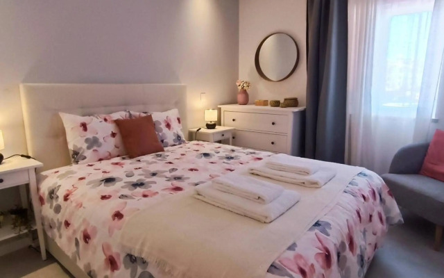 209 Modern Apartment in central Albufeira close to everything