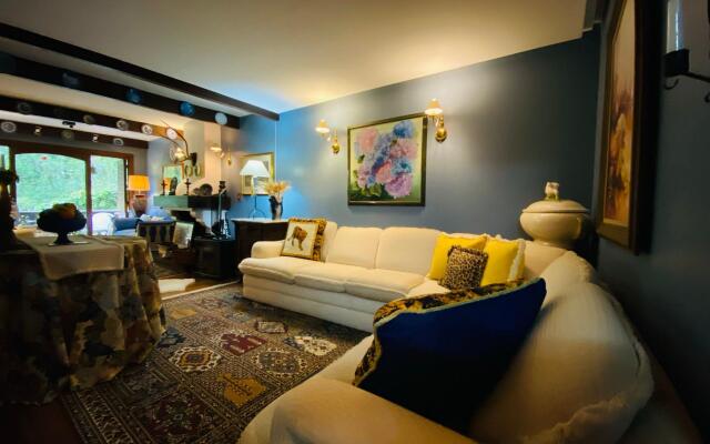 MRG - Elegante 2D - Próximo ao Lago Negro