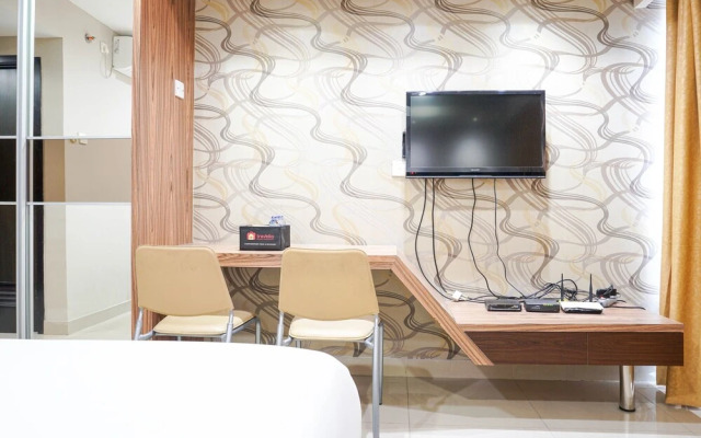 Elegant and Best View Studio Tamansari The Hive Apartment By Travelio