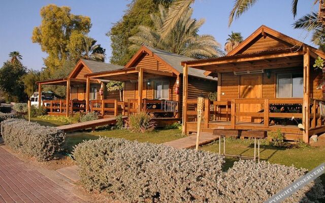 Belfer's Dead Sea cabins- Apartments