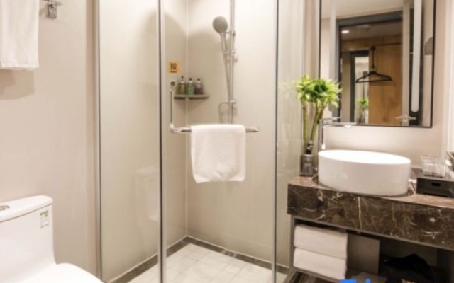 Homeinn Selected Hotel (Nanjing Olympic Sports Exhibition Center Youfangqiao Subway Station) – Bathroom – Nanjing