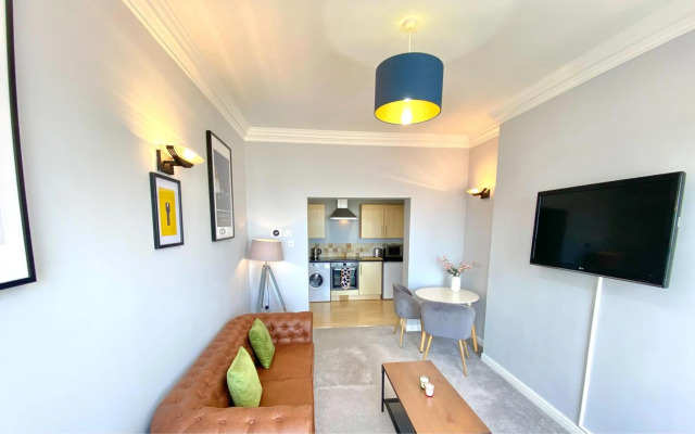 Scarborough Stays - Captain Bay Apartments