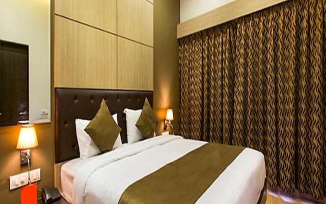 Fabhotel Shree Sai Residency