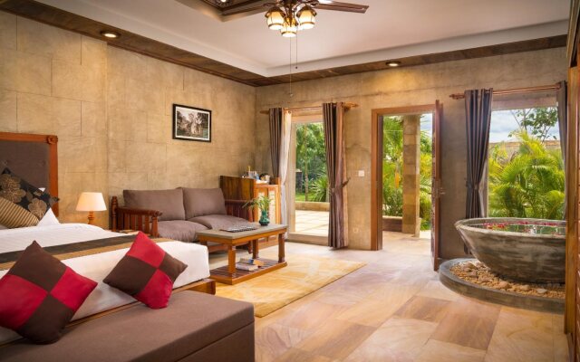 Model Residence and Spa