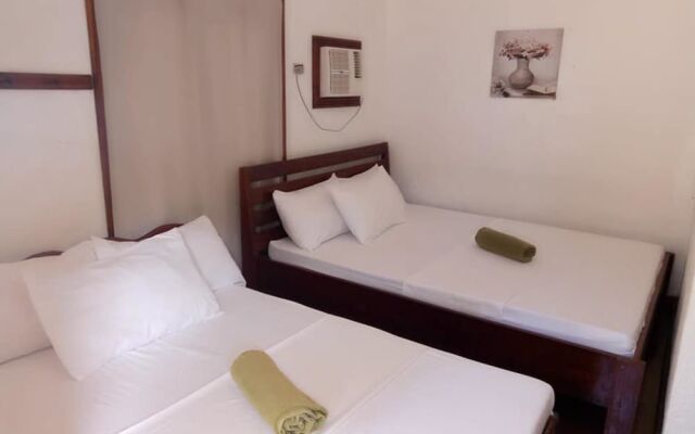 Tres Verdes Resort and Resto-Bar