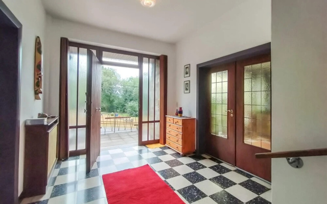 Amazing Home in Saint-hubert With Wifi and 3 Bedrooms