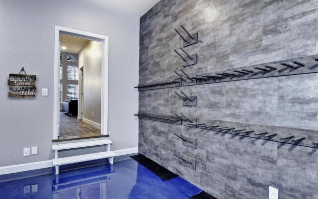 Chalet 06 Chemin Blanc by Les Chalets Alpins